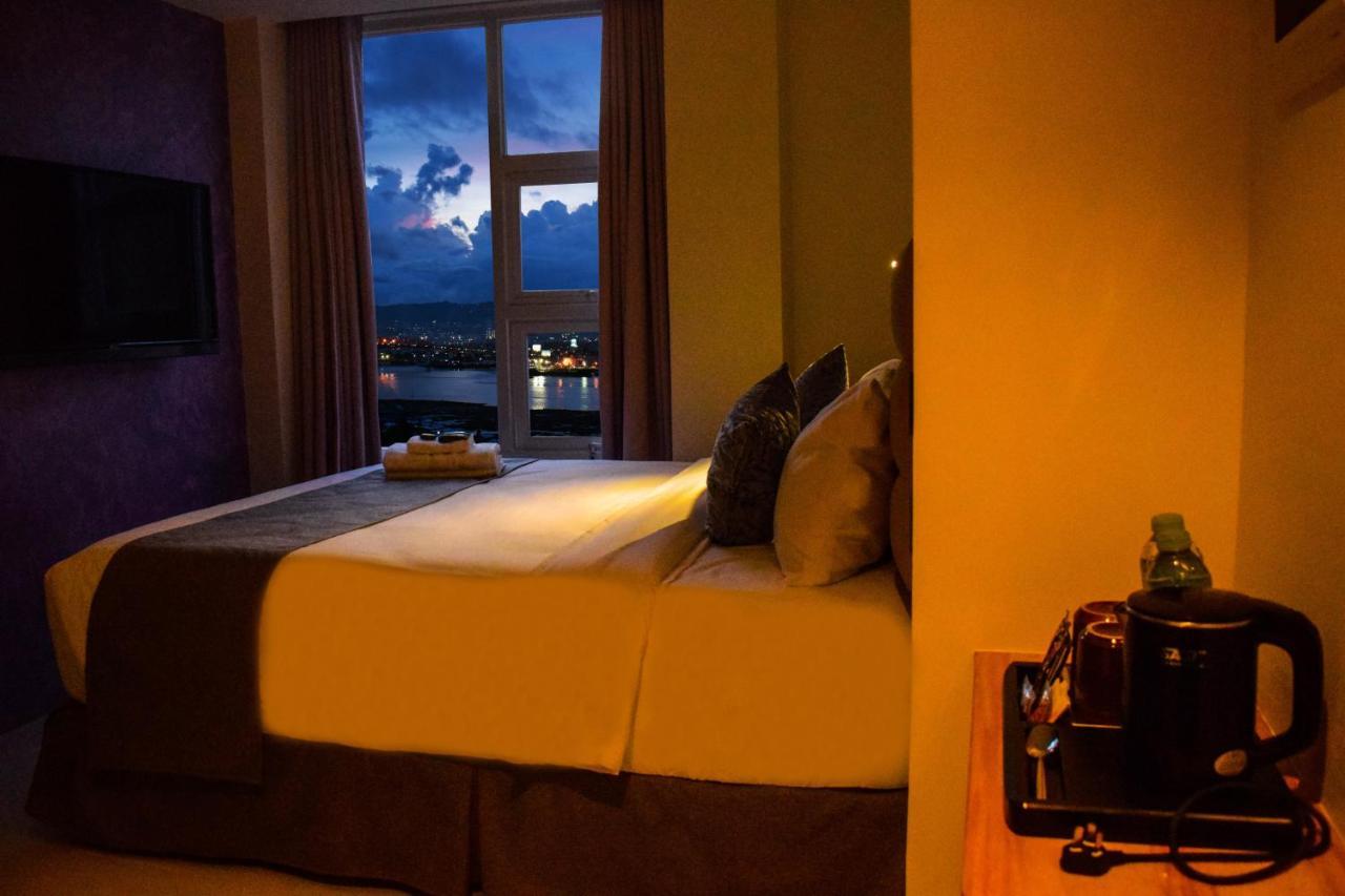 Cebu Dulcinea Hotel And Suites-Mactan Airport Hotel Lapu-Lapu City Eksteriør billede