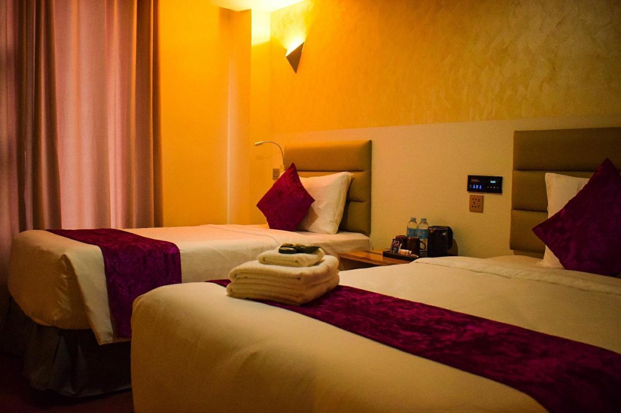 Cebu Dulcinea Hotel And Suites-Mactan Airport Hotel Lapu-Lapu City Eksteriør billede