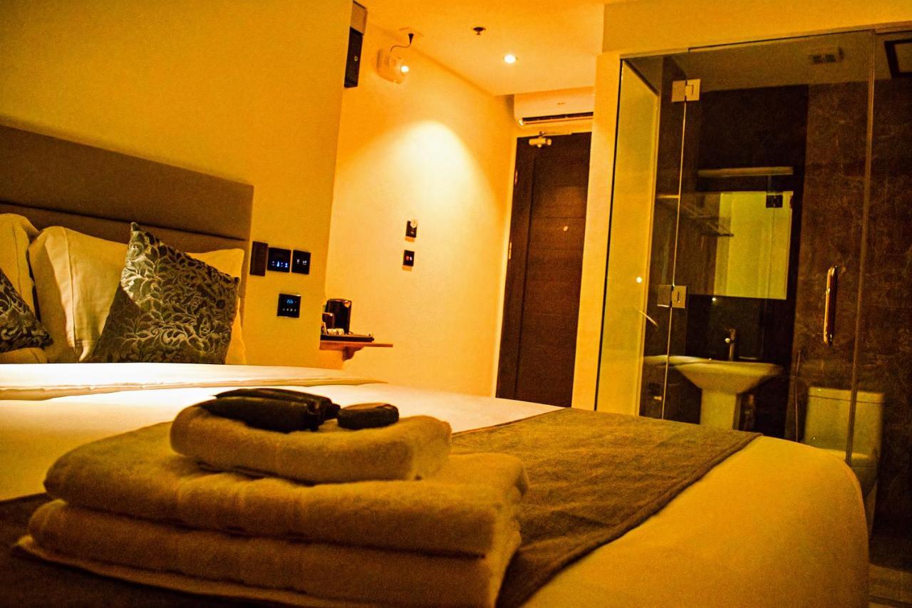 Cebu Dulcinea Hotel And Suites-Mactan Airport Hotel Lapu-Lapu City Eksteriør billede