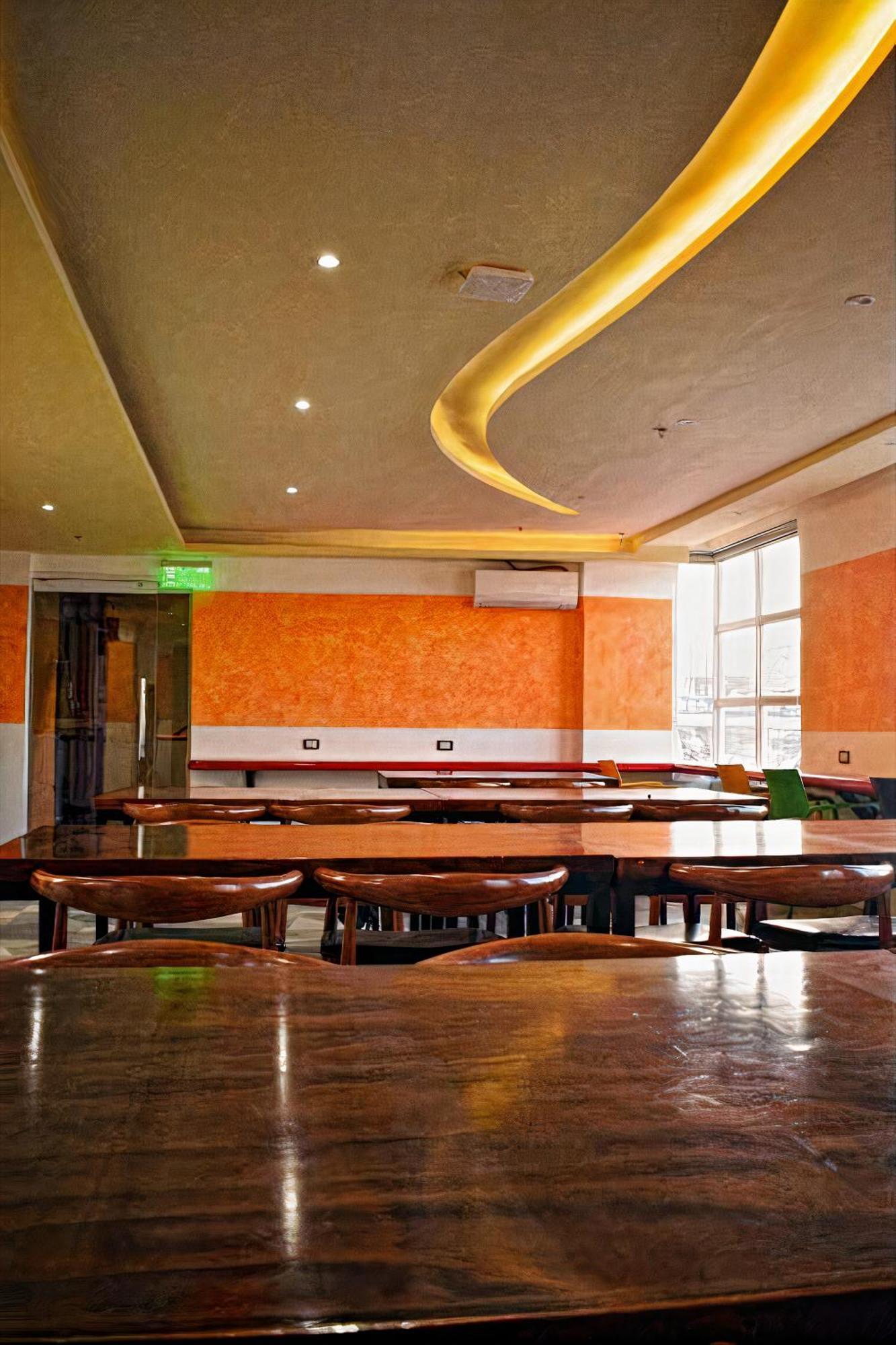 Cebu Dulcinea Hotel And Suites-Mactan Airport Hotel Lapu-Lapu City Eksteriør billede