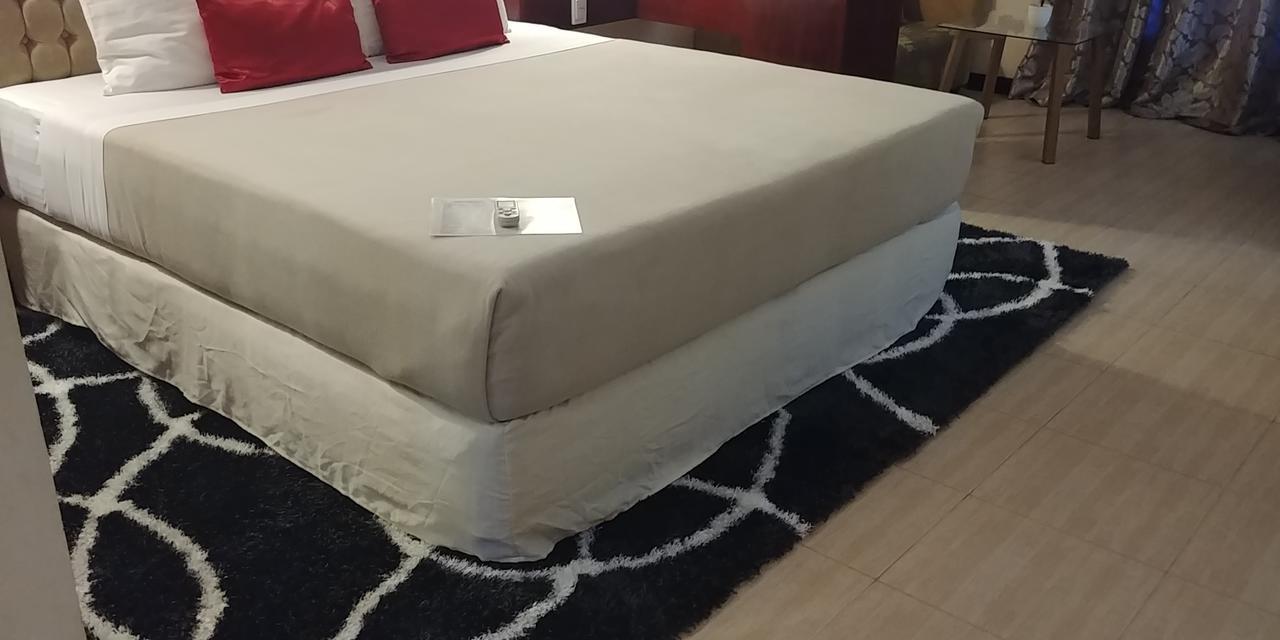 Cebu Dulcinea Hotel And Suites-Mactan Airport Hotel Lapu-Lapu City Eksteriør billede